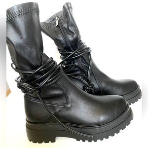 Dolls kill women’s black combat boots- ankle boots- fall boots- Fast Shipping